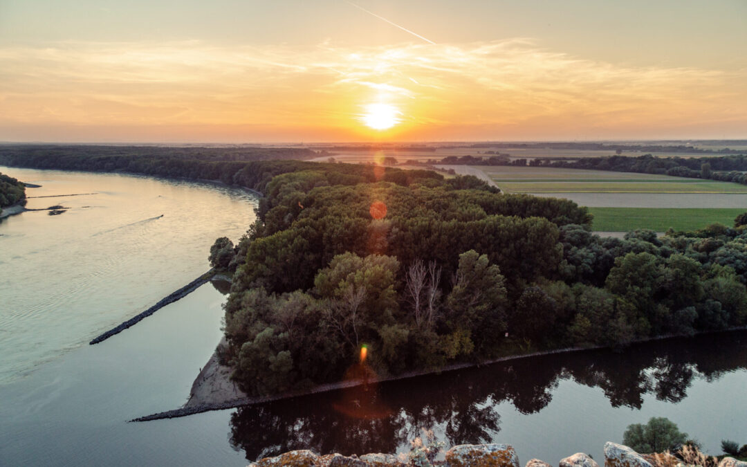 Devín During Hot Summer Days // A Short Guide to Visiting the Castle in Summer