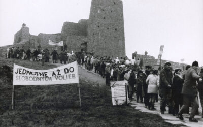Nová inštalácia na hrade Devín pripomenie udalosti decembra 1989